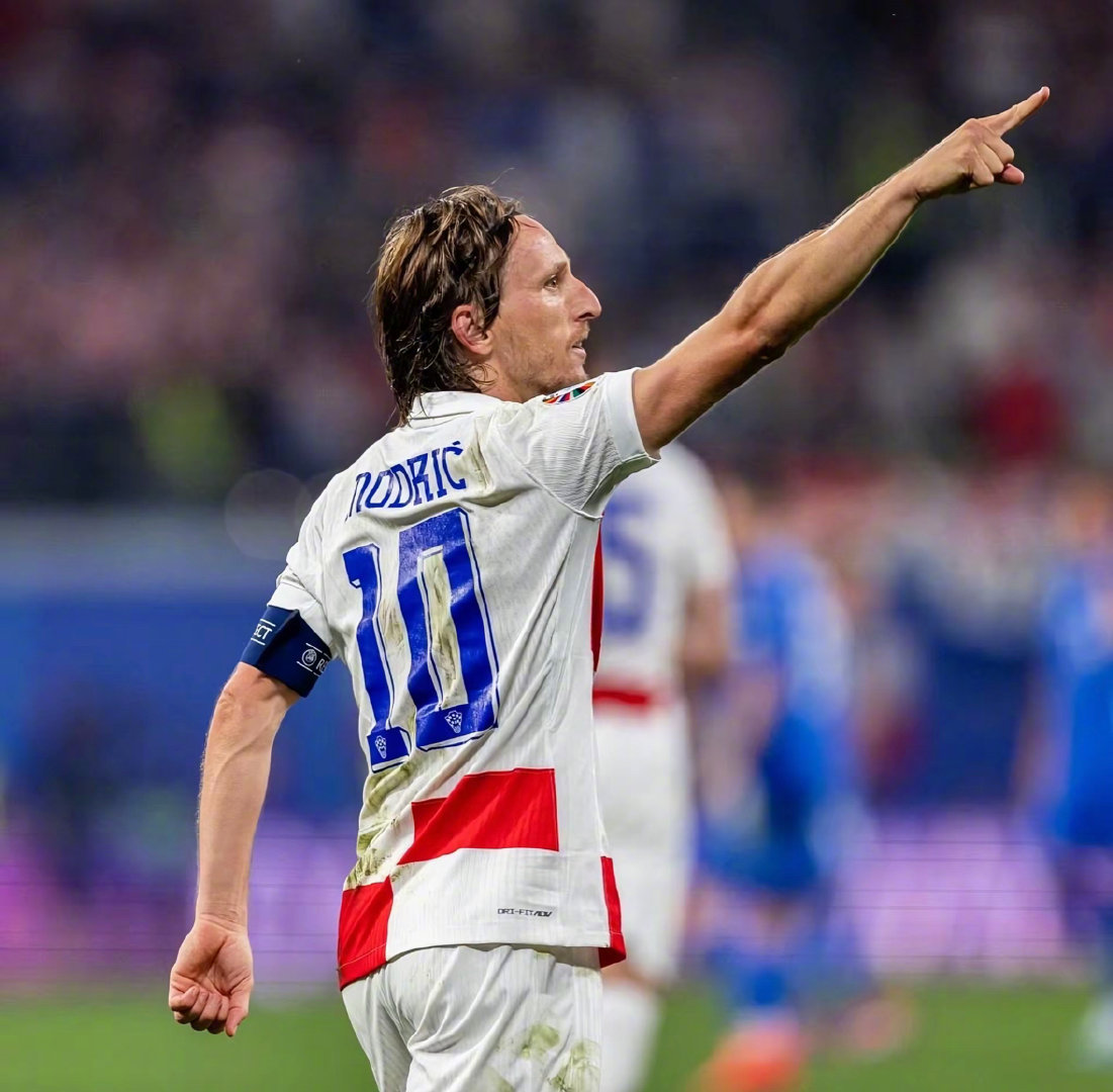 替补登场火力全开，巴图姆6分助快船赢下关键战