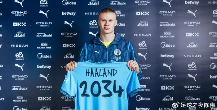 比朔夫：祝贺卡尔完成德青队首秀，他每次拿球观众都惊叹不已